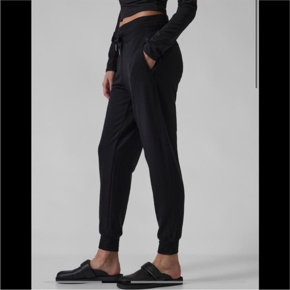 Athleta Women's Balance Joggers Size XS - Picture 2 of 5